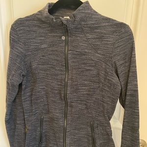 Lululemon define jacket size 6